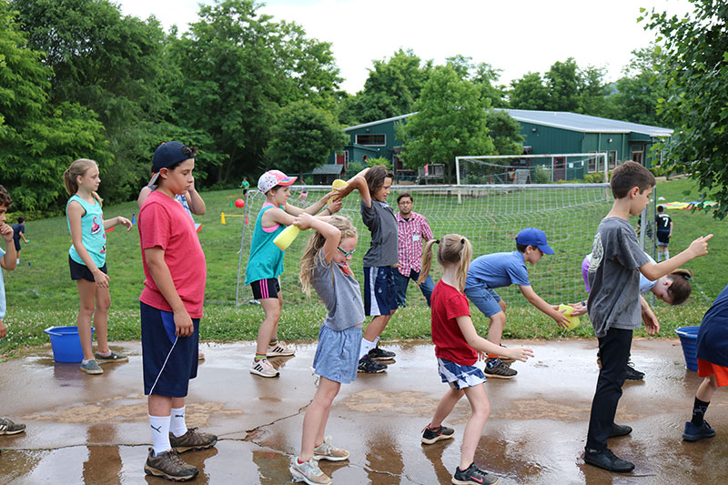 children play a field day game